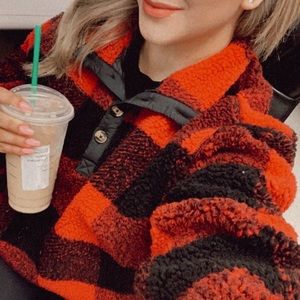 American eagle sweater